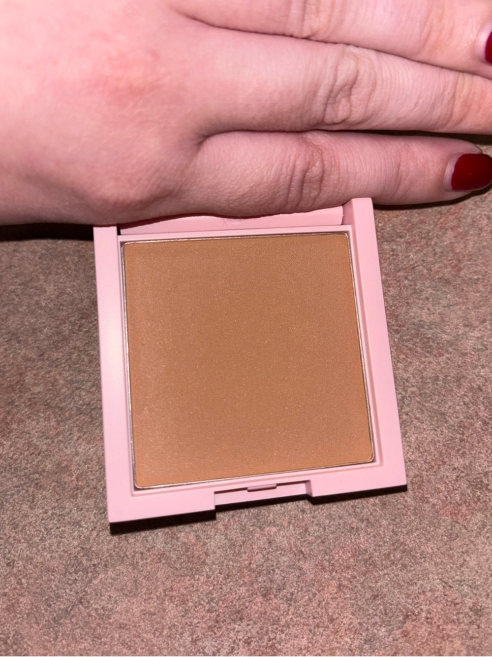 New Kylie Cosmetics Bronzing Powder - Picture 3 of 12